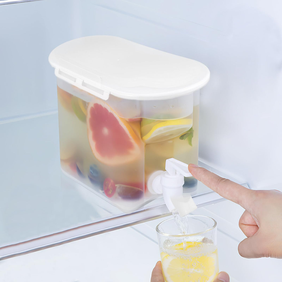 Cold Water Pitcher with Faucet H443698