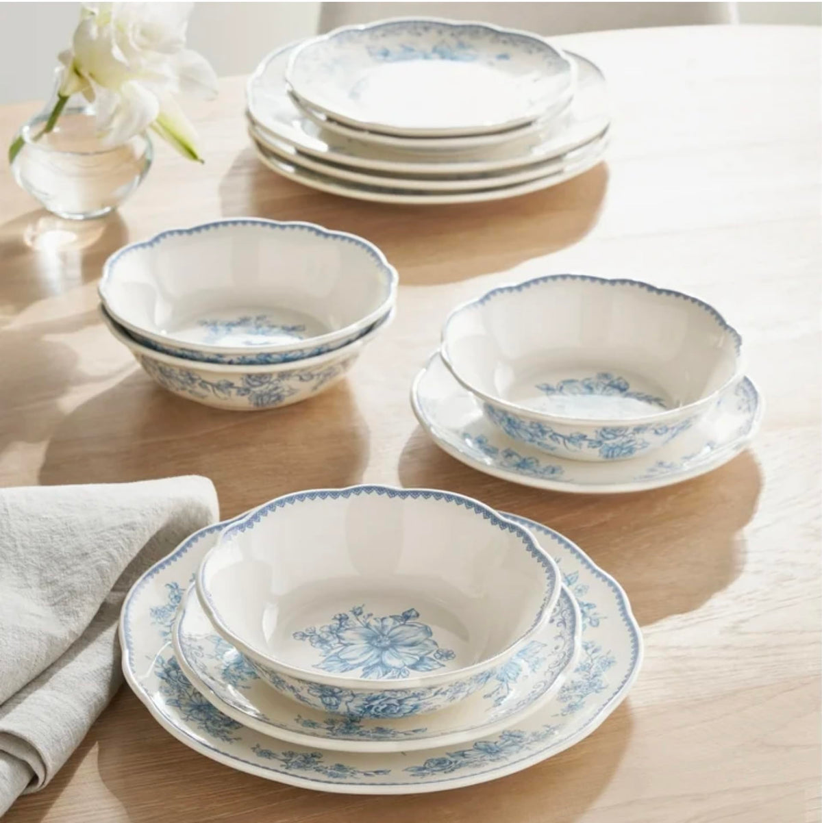 Blue 12-Piece Stoneware Dinnerware Set P516